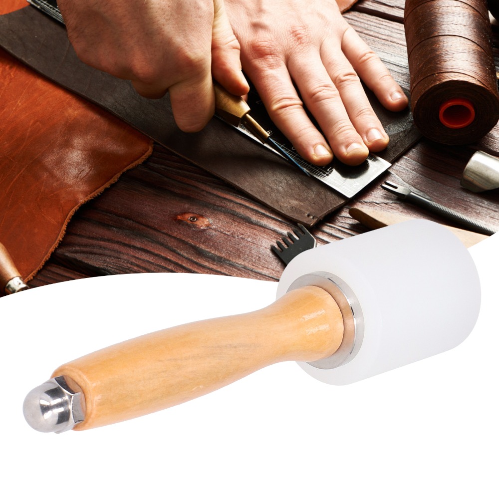 Multiple Materials Leather Car - Mallet Wood Carving 评论和价格